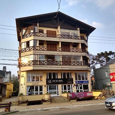 Kitnet Plaza Serrana Apartment Canela Bagian luar foto