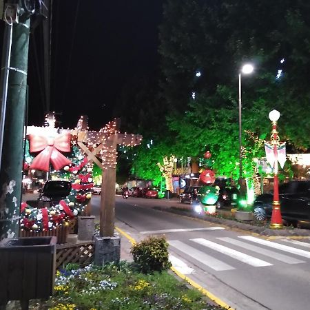 Kitnet Plaza Serrana Apartment Canela Bagian luar foto